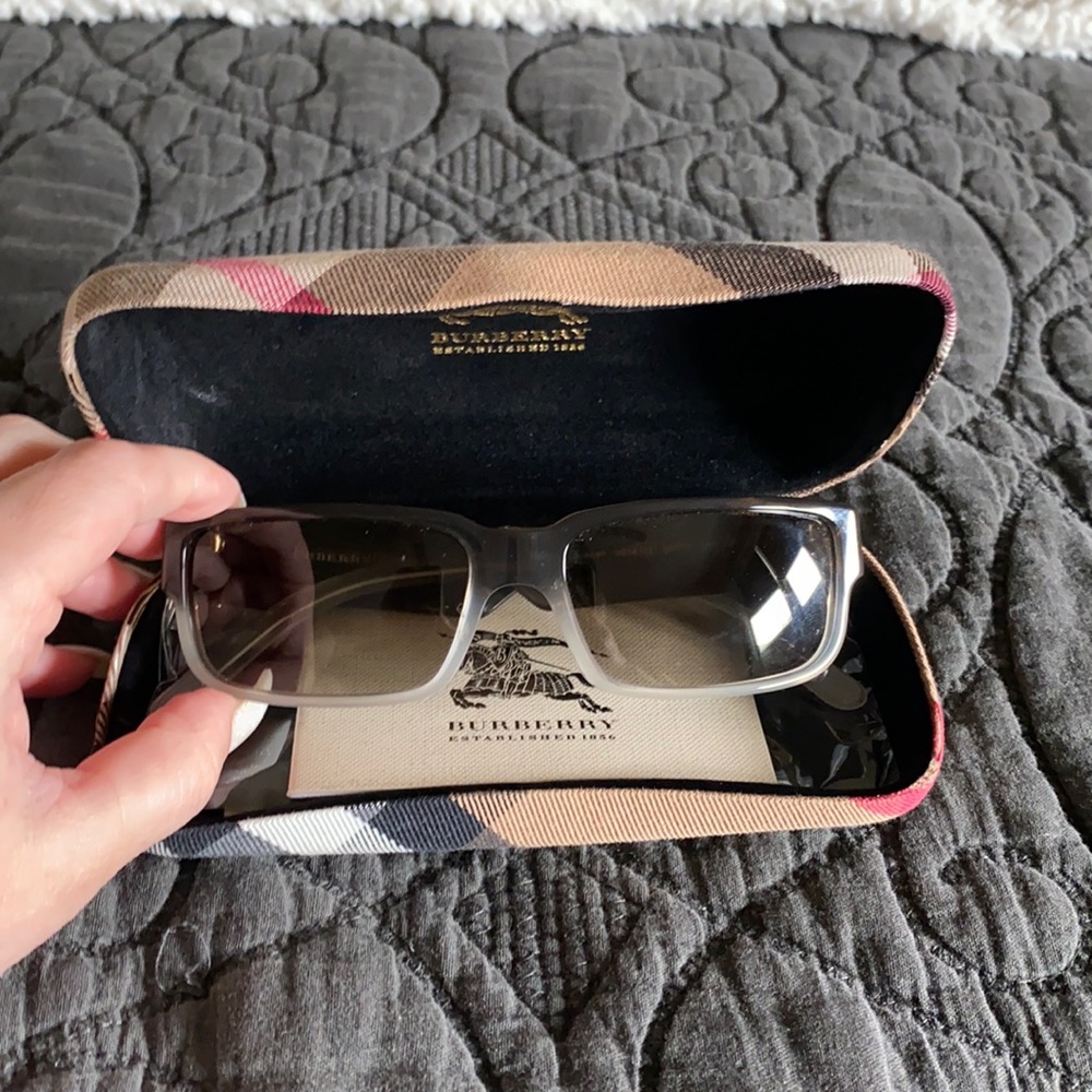 Burberry women’s sunglasses